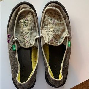 Women’s Sanuk loafer